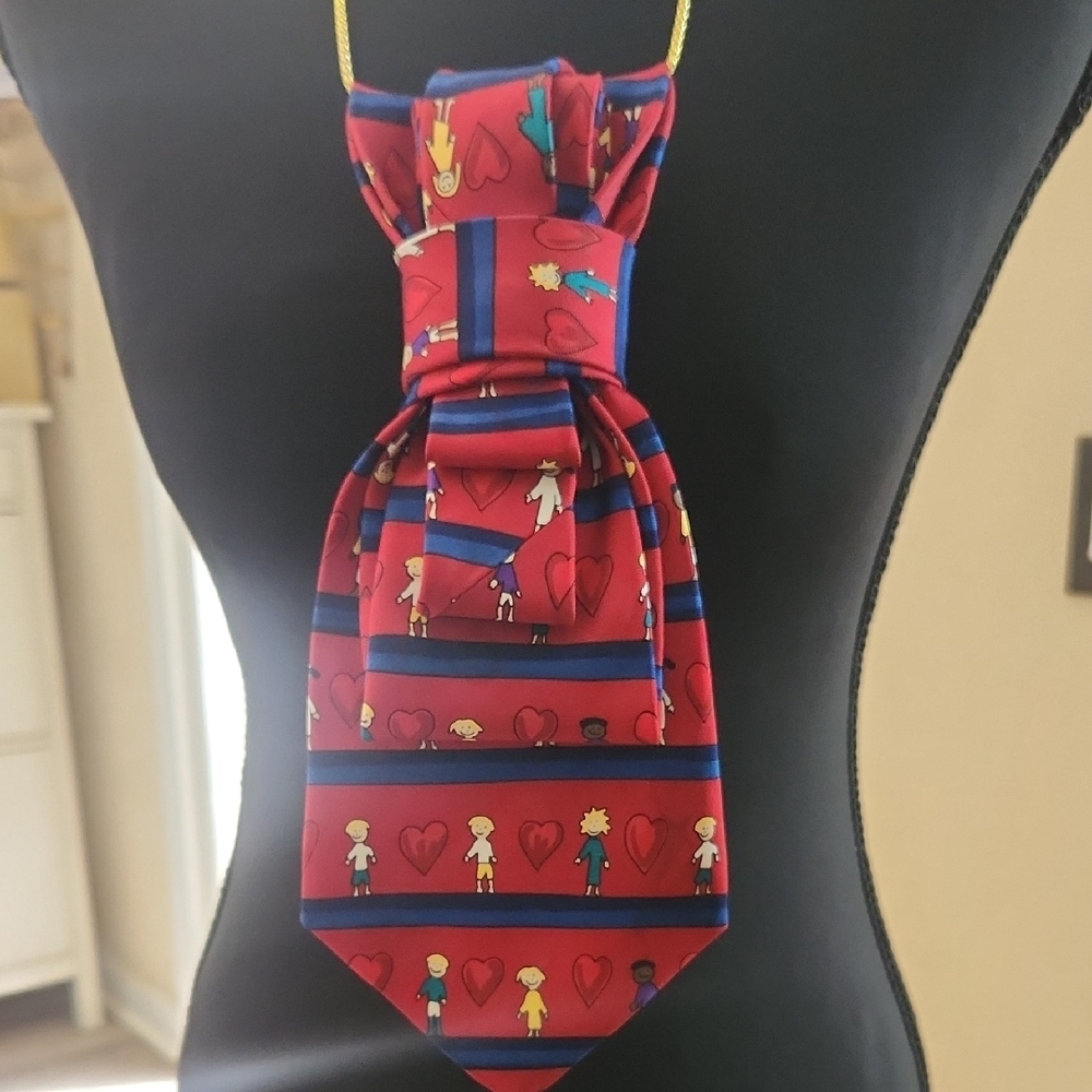 Love Necktie Necklace